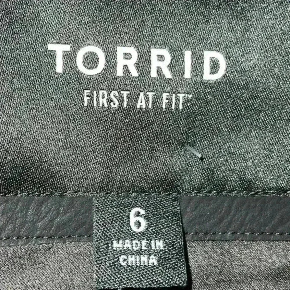 Torrid Gray Black Animal Leopard  Woolen  Coat Jacket Plus Size 6X (30W] New - Picture 5 of 7